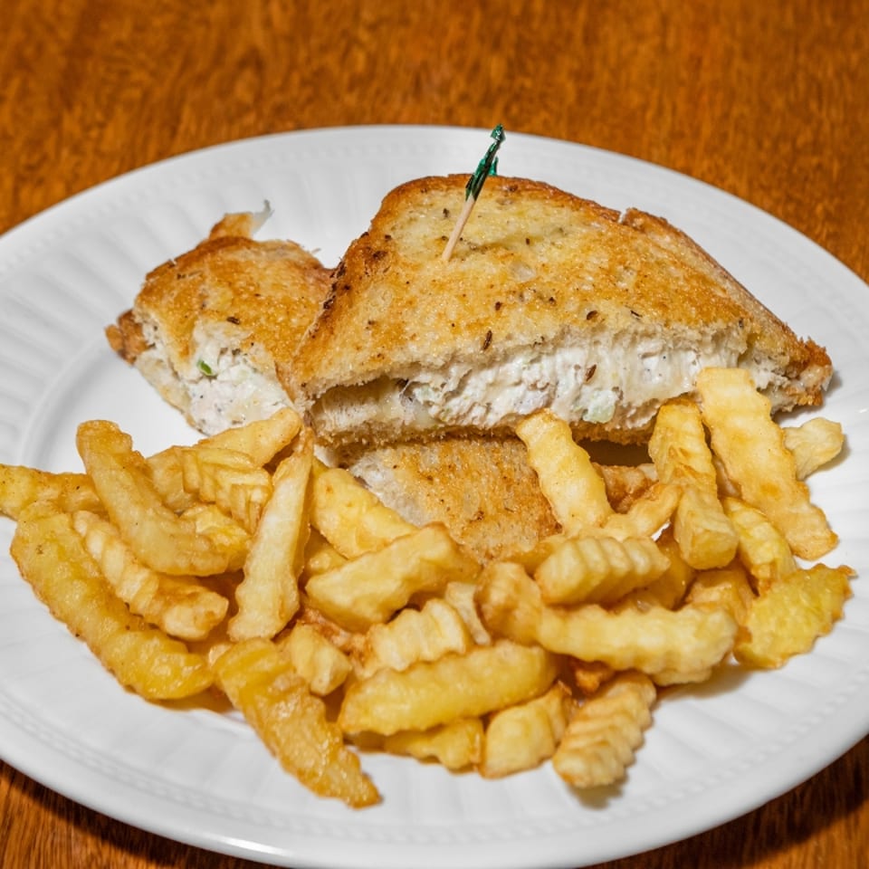 Delicious Tuna Melt Sandwich